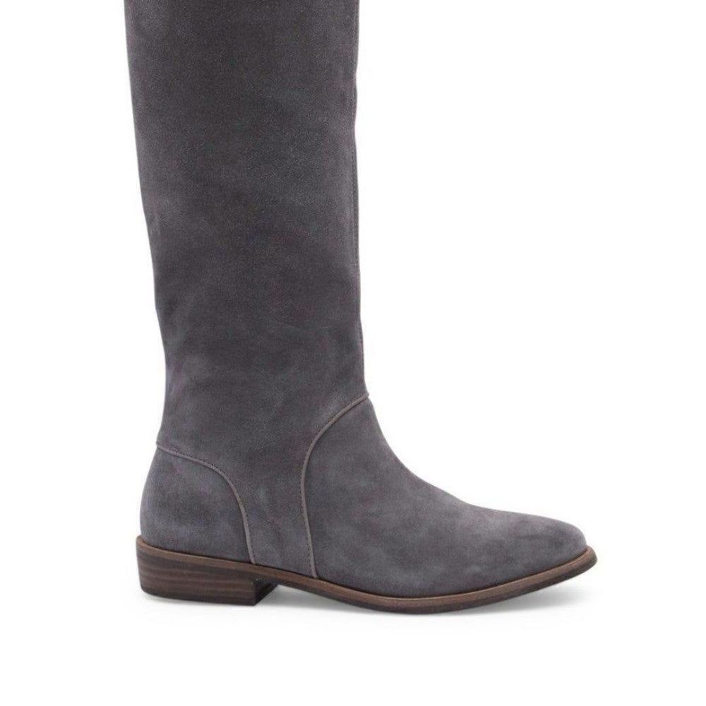 UGG Australia Women's 6.5M Tall Leather Boot - Picture 12 of 12